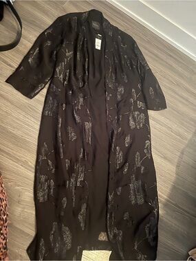 Dynamite Black Metallic Embroidered Kimono